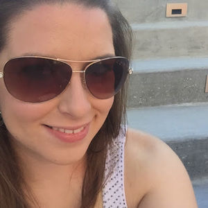 Meet your Posher, Lynn